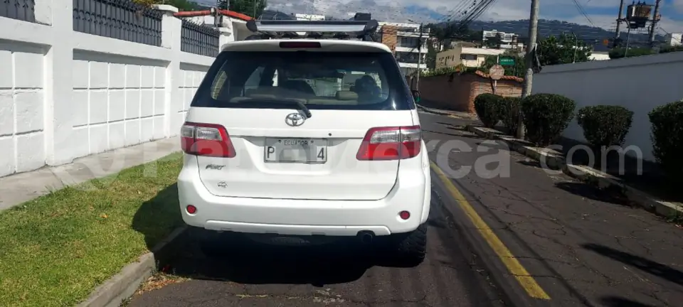 Foto 12 de Toyota Fortuner 4.0