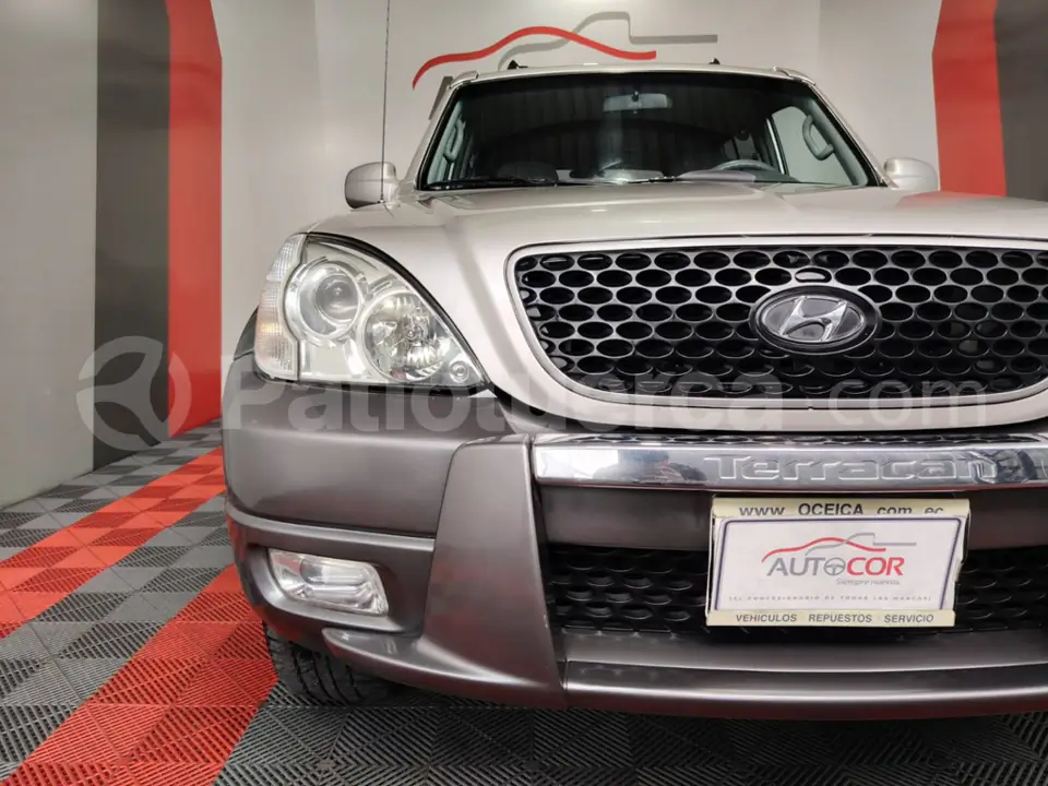 Foto 2 de Hyundai Terracan V6 3.5