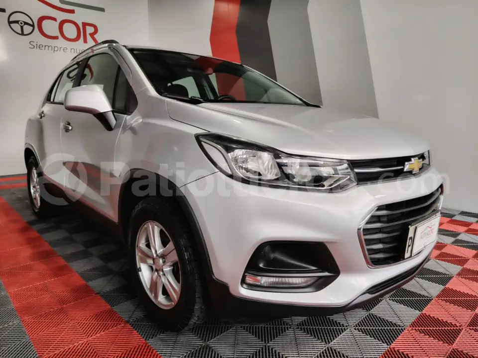 Foto 4 de Chevrolet Tracker LS