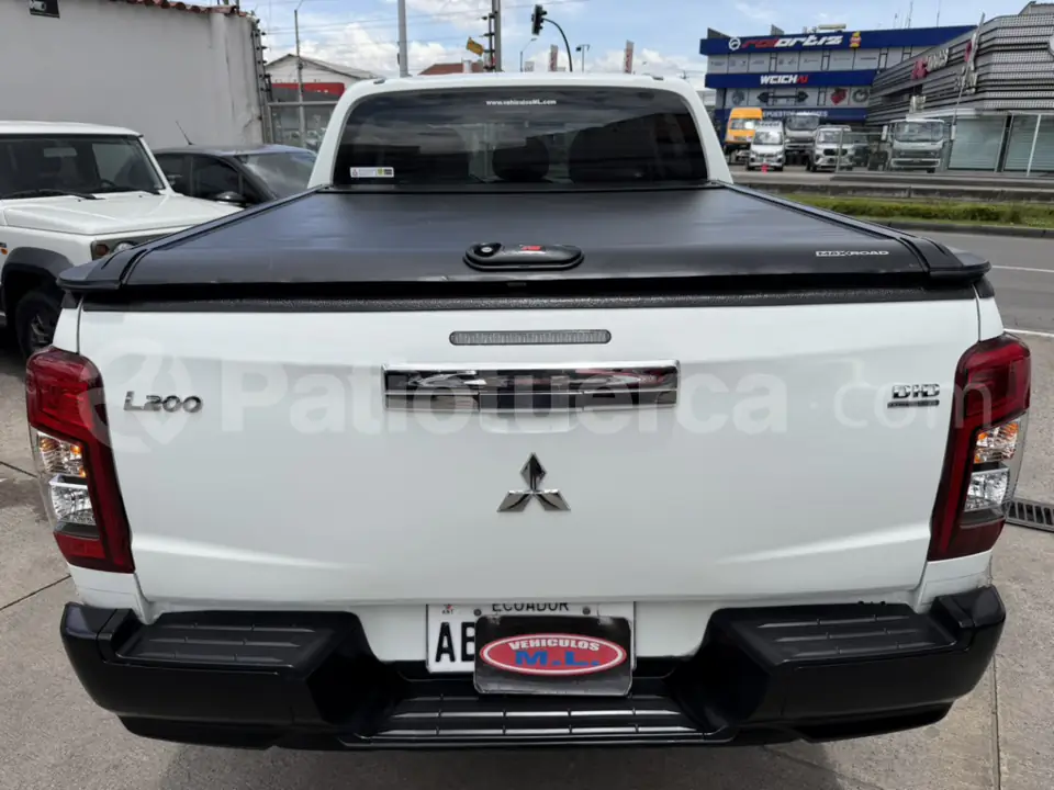 Foto 11 de Mitsubishi L200 Triton