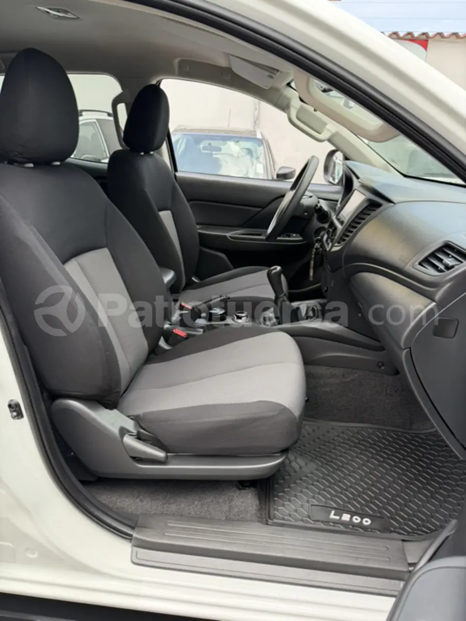 Foto 34 de Mitsubishi L200 Triton