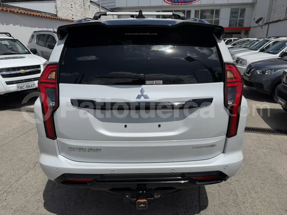 Foto 9 de Mitsubishi Montero Sport Diesel