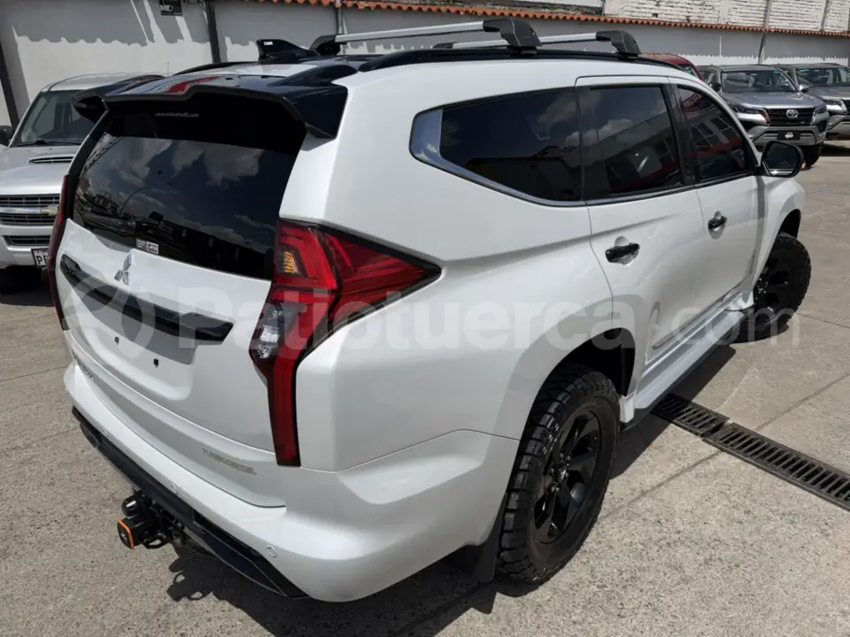 Foto 17 de Mitsubishi Montero Sport Diesel