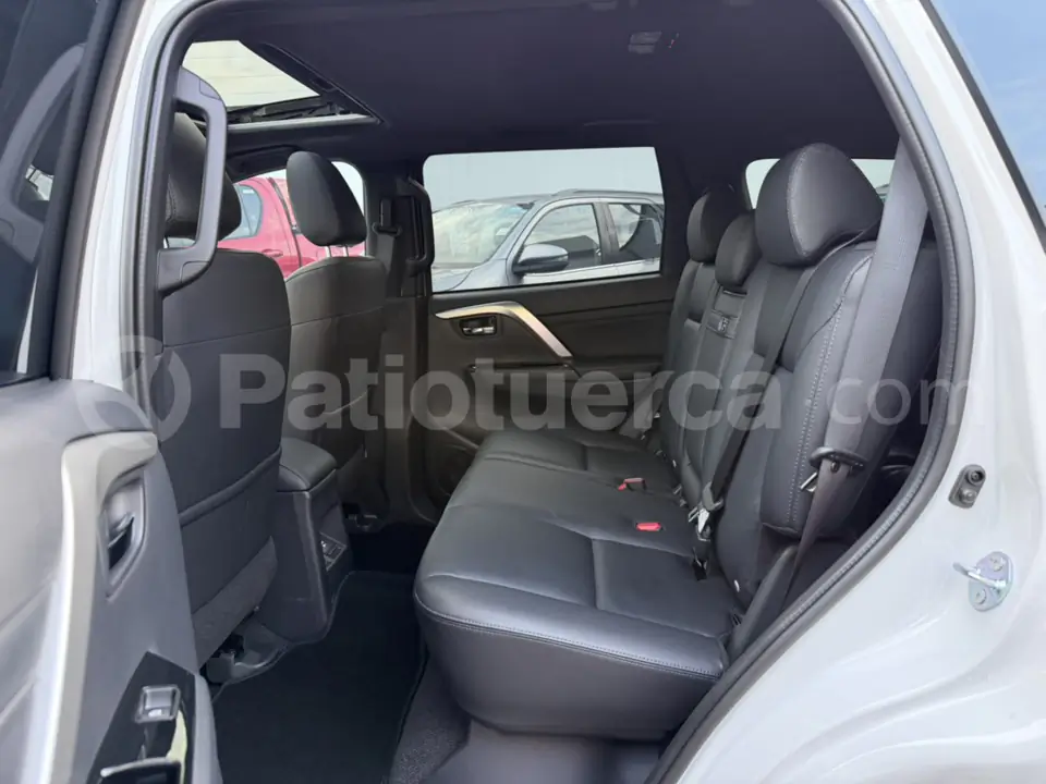 Foto 27 de Mitsubishi Montero Sport Diesel