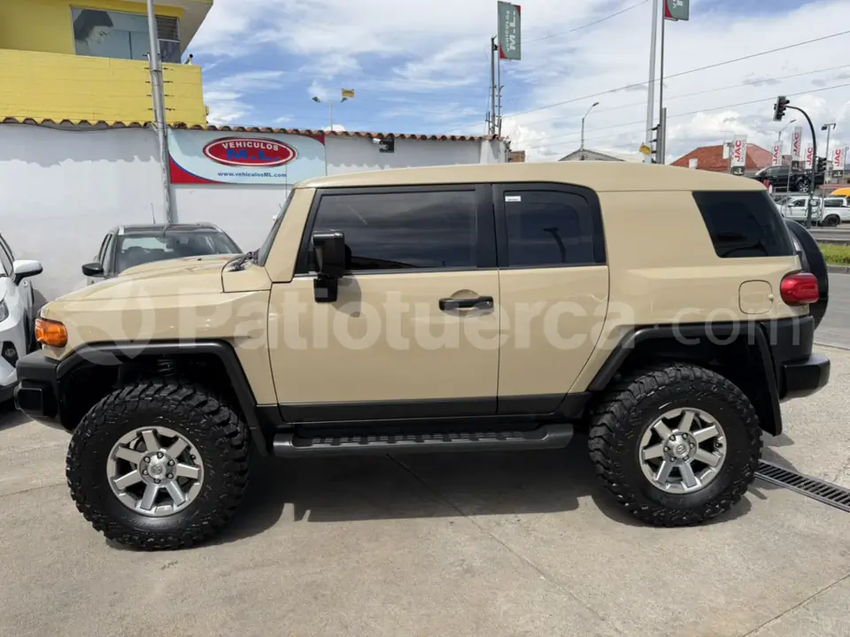 Foto 18 de Toyota FJ Cruiser Trail Teams