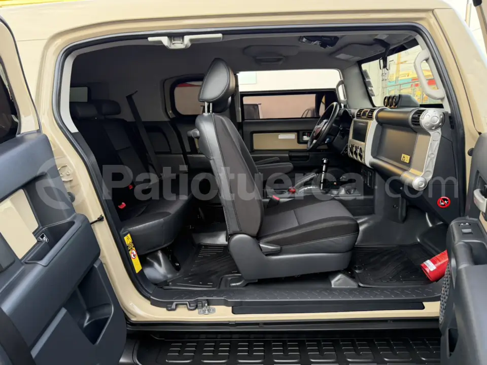 Foto 42 de Toyota FJ Cruiser Trail Teams