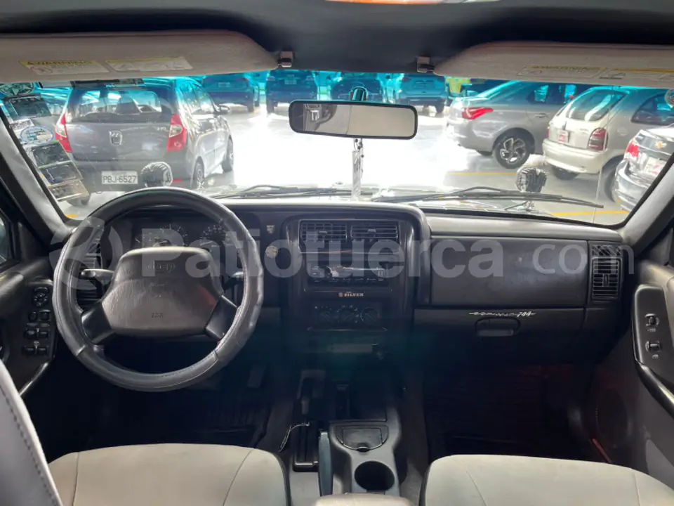 Foto 9 de Jeep Cherokee