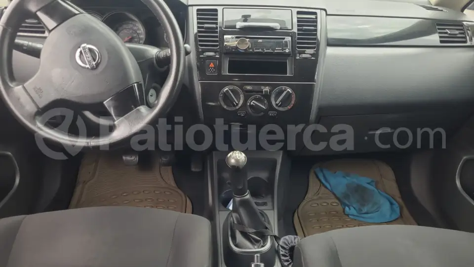 Foto 5 de Nissan Tiida