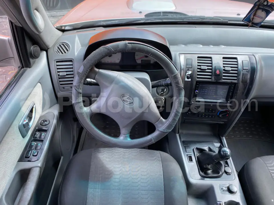Foto 4 de Hyundai Terracan 2.5