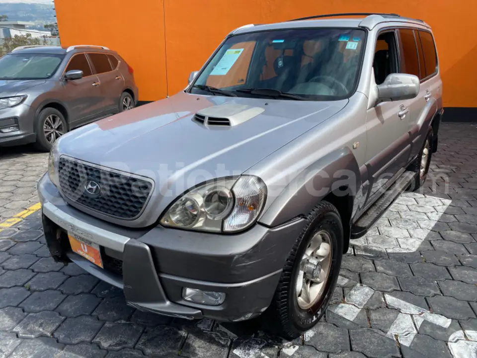 Foto 3 de Hyundai Terracan 2.5