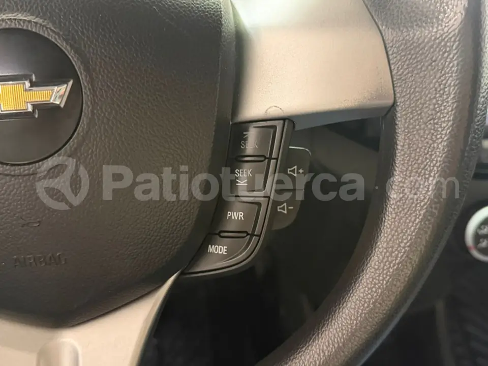 Foto 17 de Chevrolet Spark GT FULL