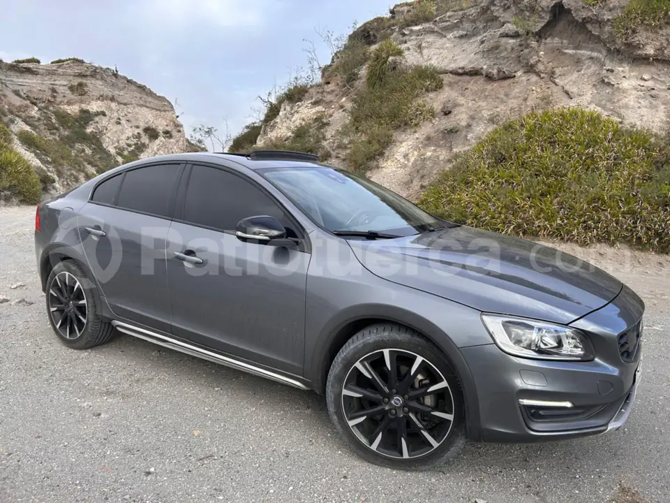 Foto 3 de Volvo S60 T5