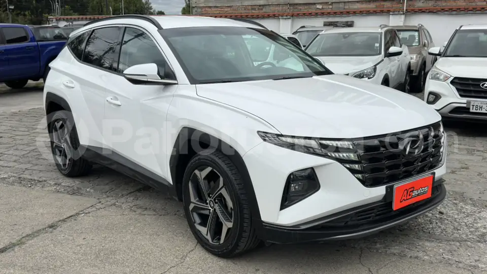 Foto 2 de Hyundai Tucson NX4E