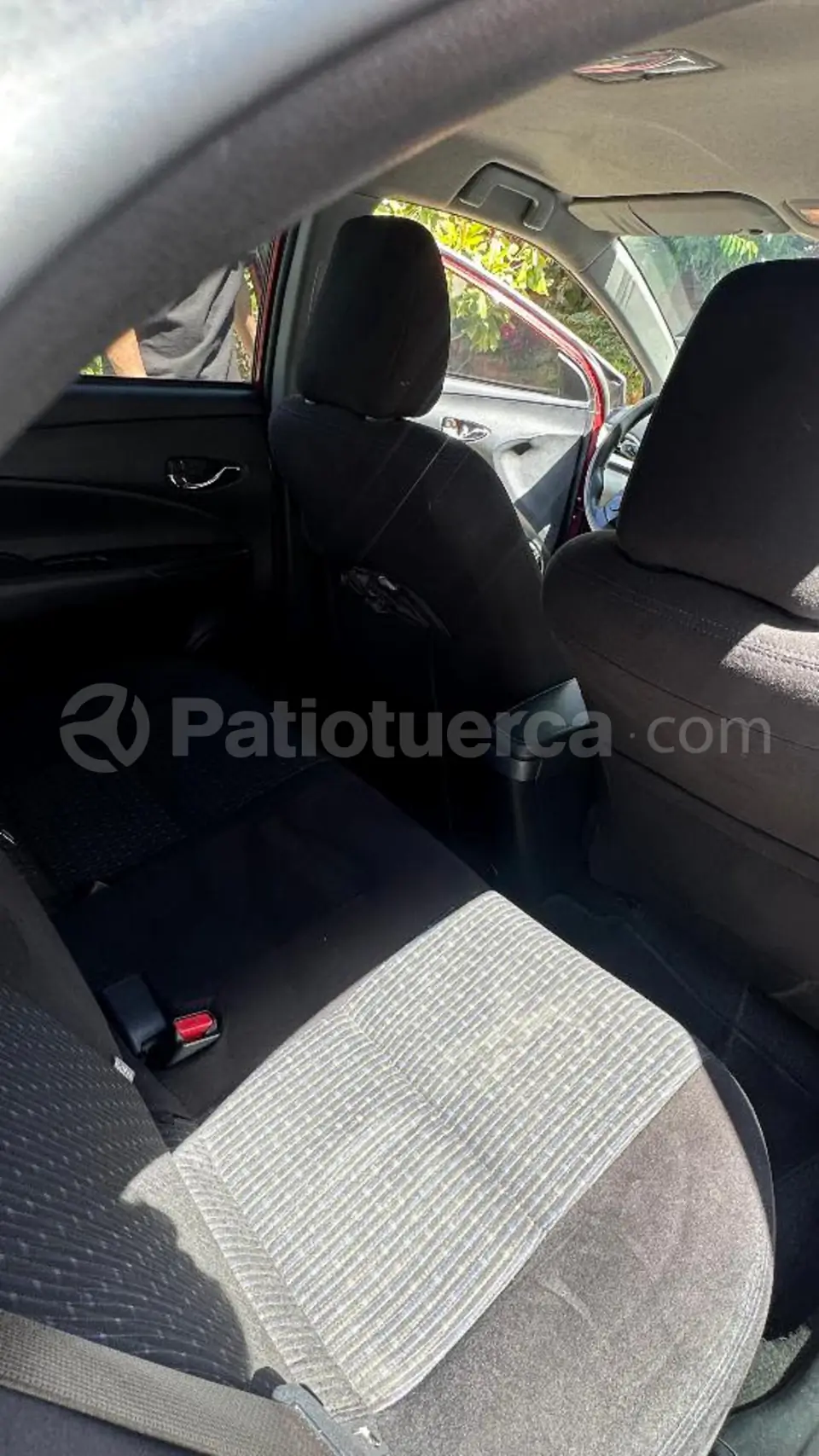 Foto 4 de Toyota Yaris HB