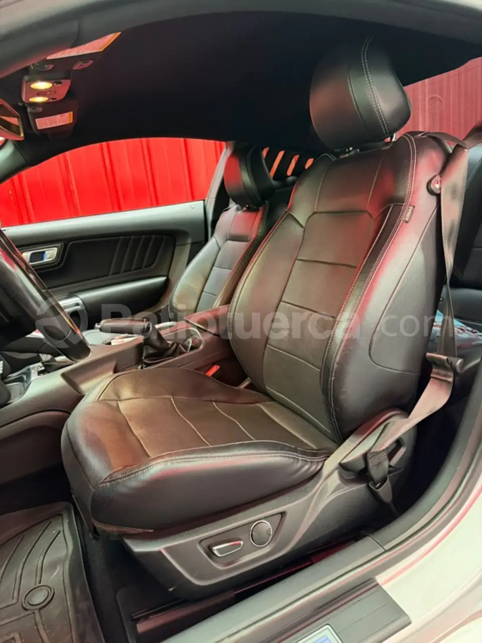 Foto 16 de Ford Mustang