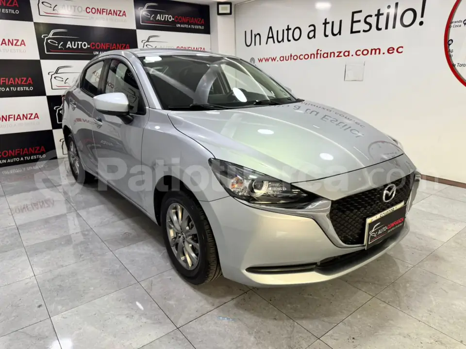 Foto 2 de Mazda 2