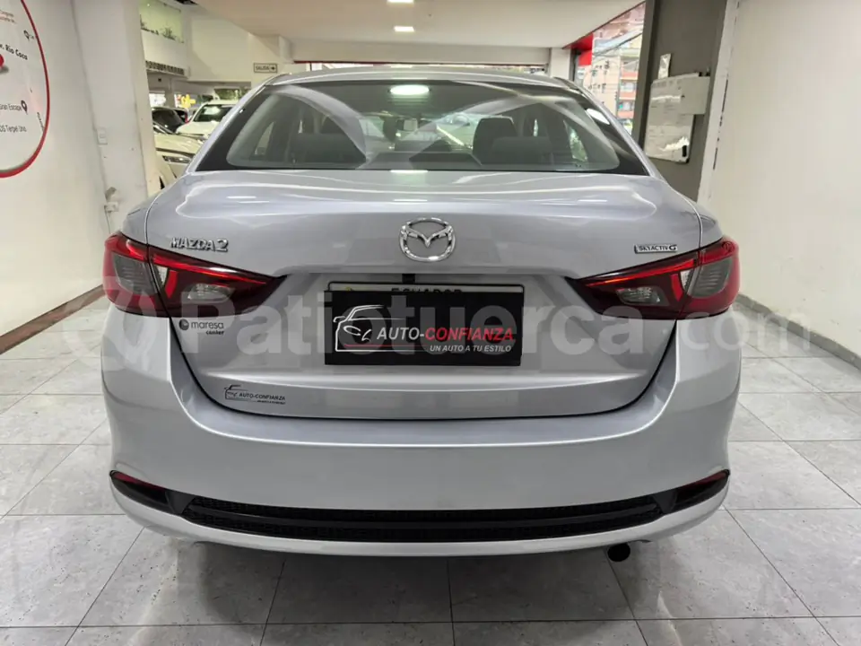 Foto 6 de Mazda 2