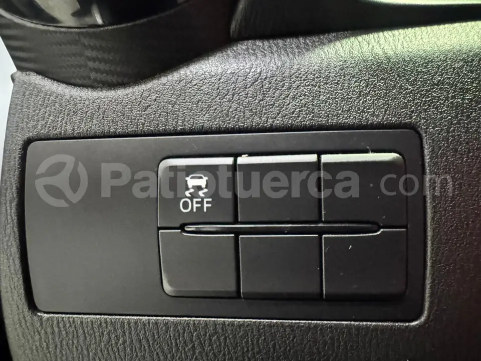 Foto 10 de Mazda 2