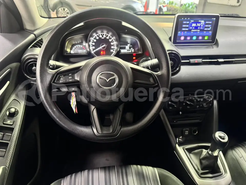 Foto 16 de Mazda 2