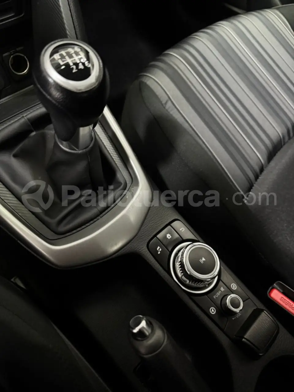 Foto 20 de Mazda 2