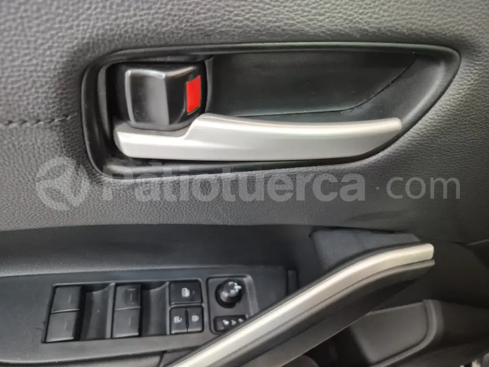 Foto 19 de Toyota Corolla Cross High
