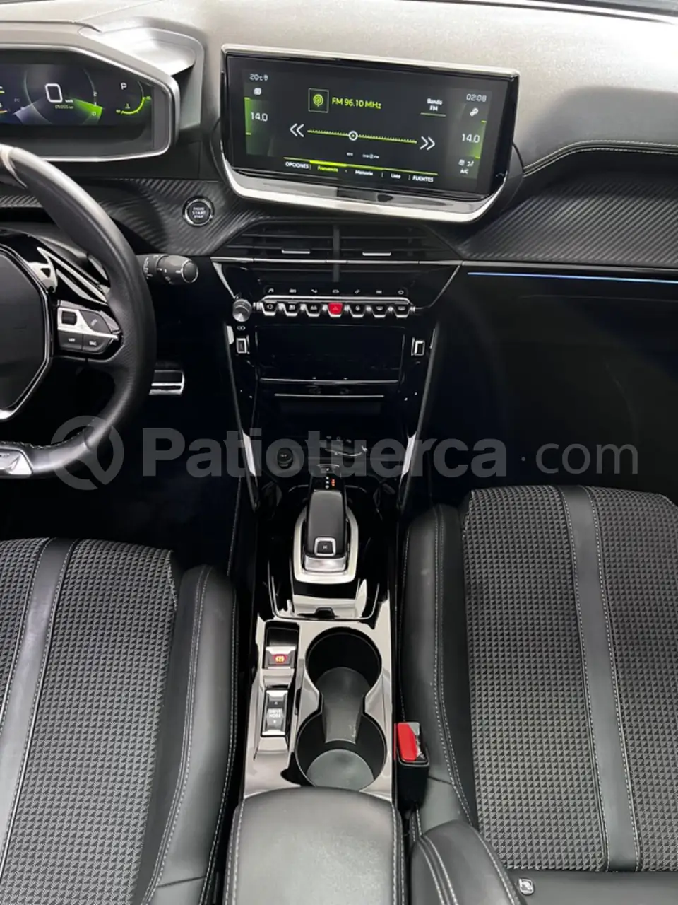 Foto 28 de Peugeot 2008 FIN T