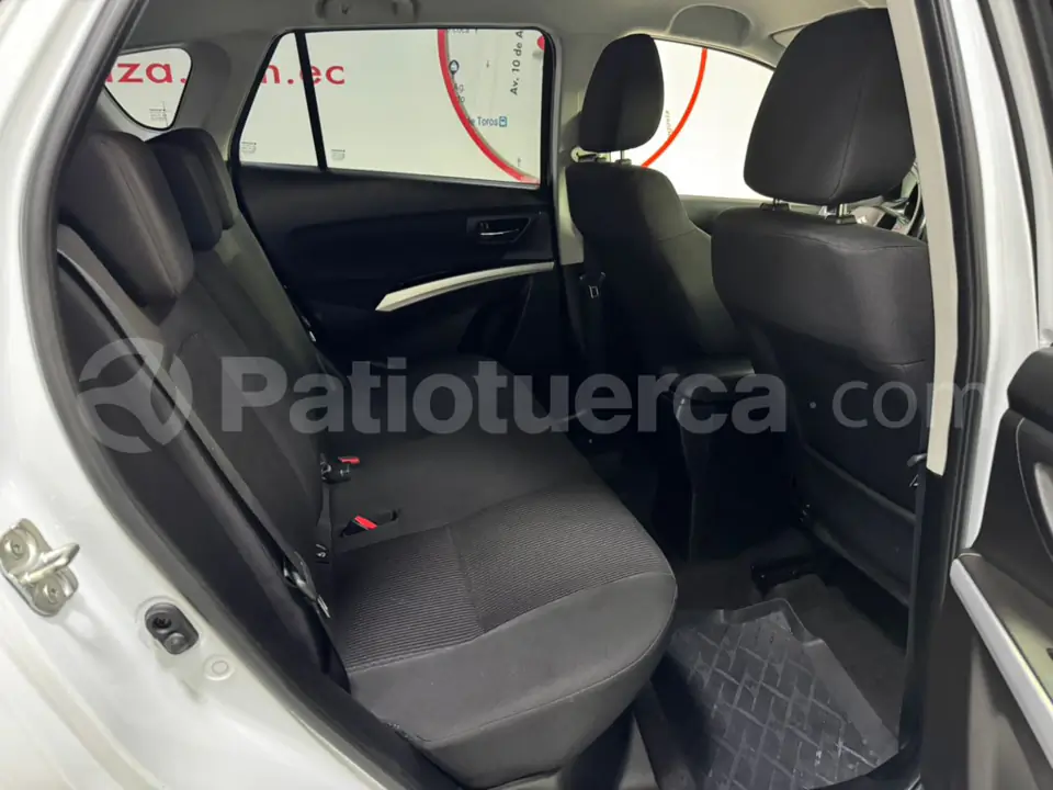 Foto 14 de Suzuki SX4