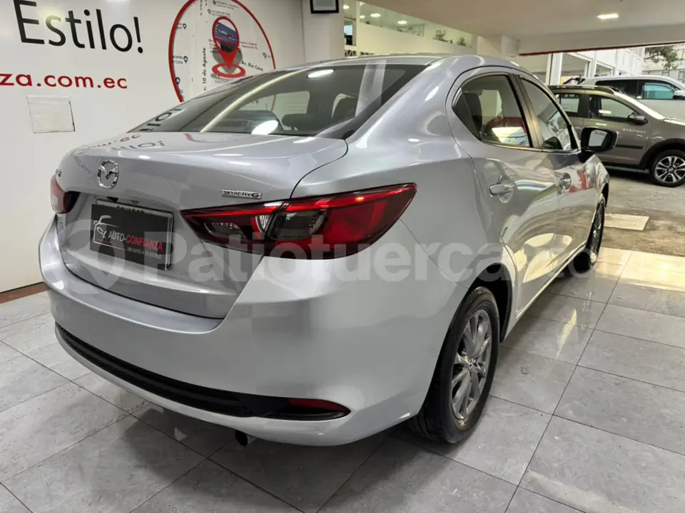 Foto 6 de Mazda 2