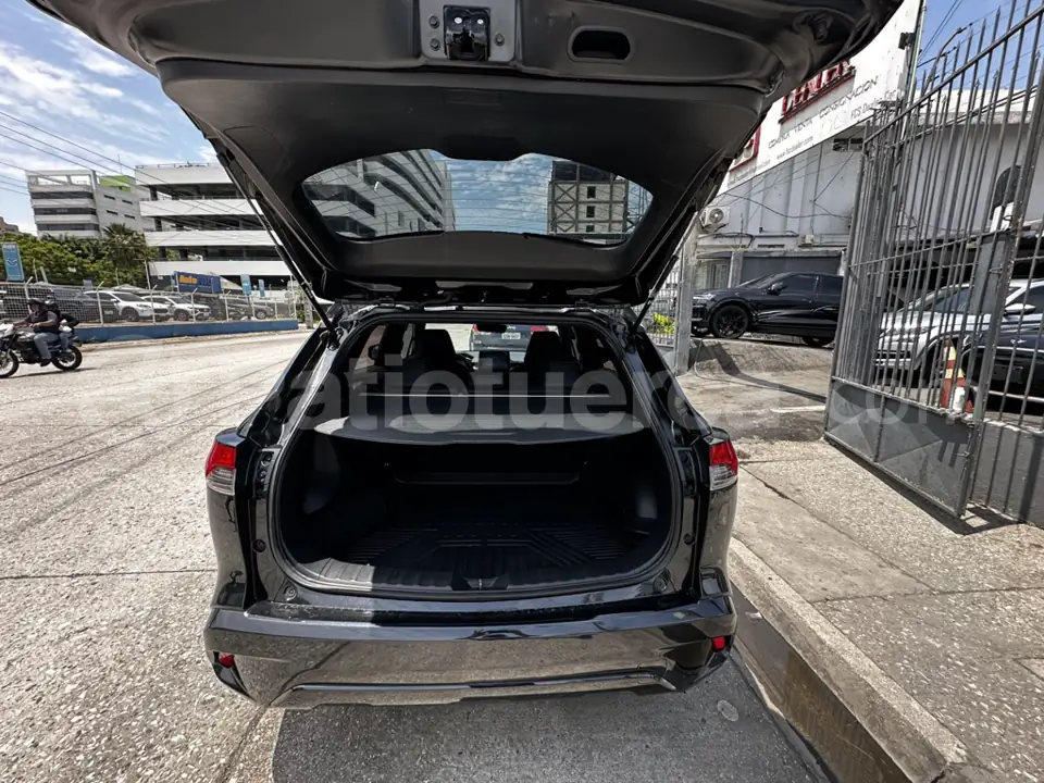 Foto 13 de Toyota Corolla Cross High