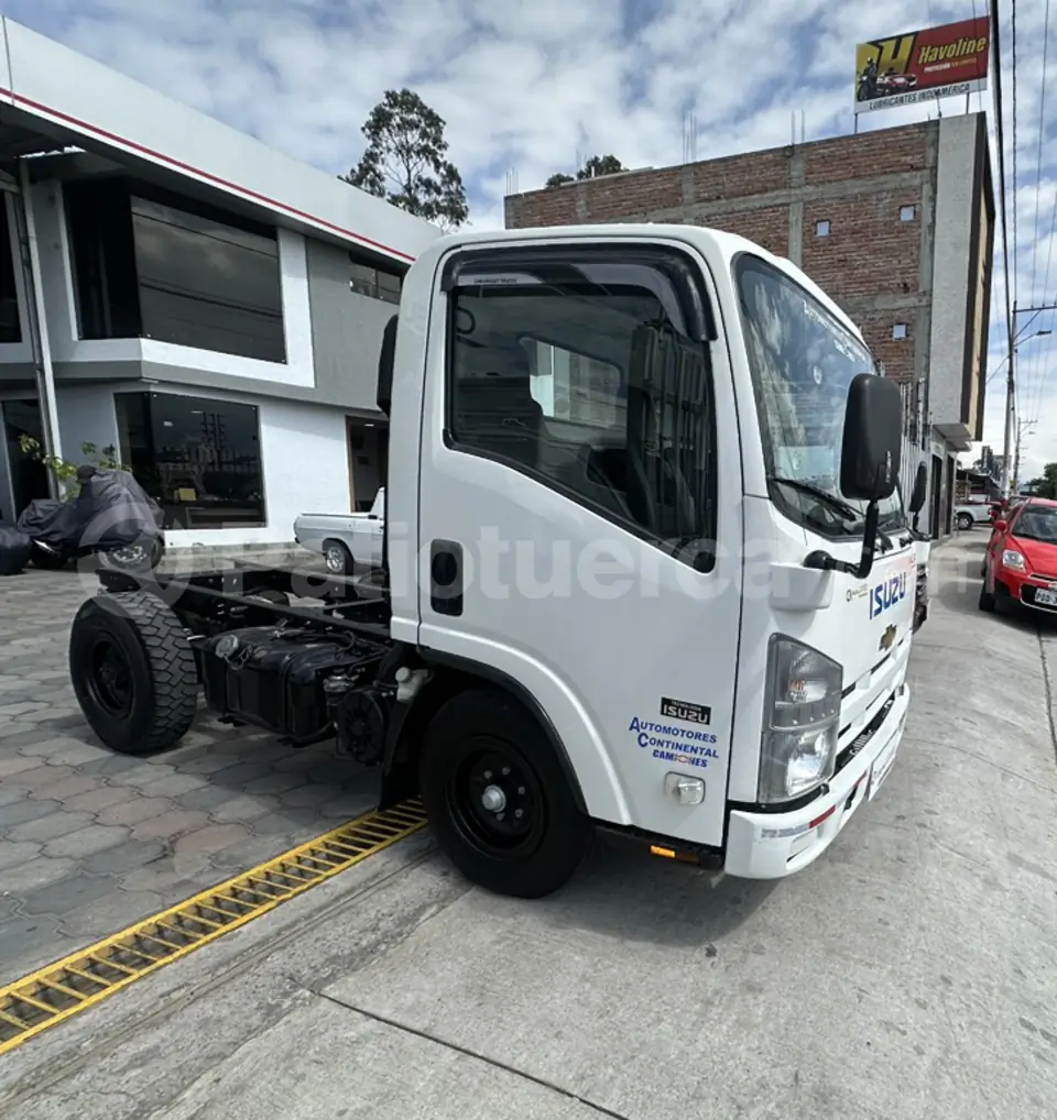 Foto 2 de Chevrolet NLR