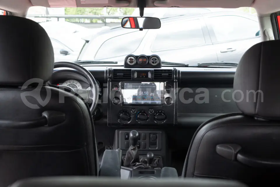 Foto 8 de Toyota FJ Cruiser TRD