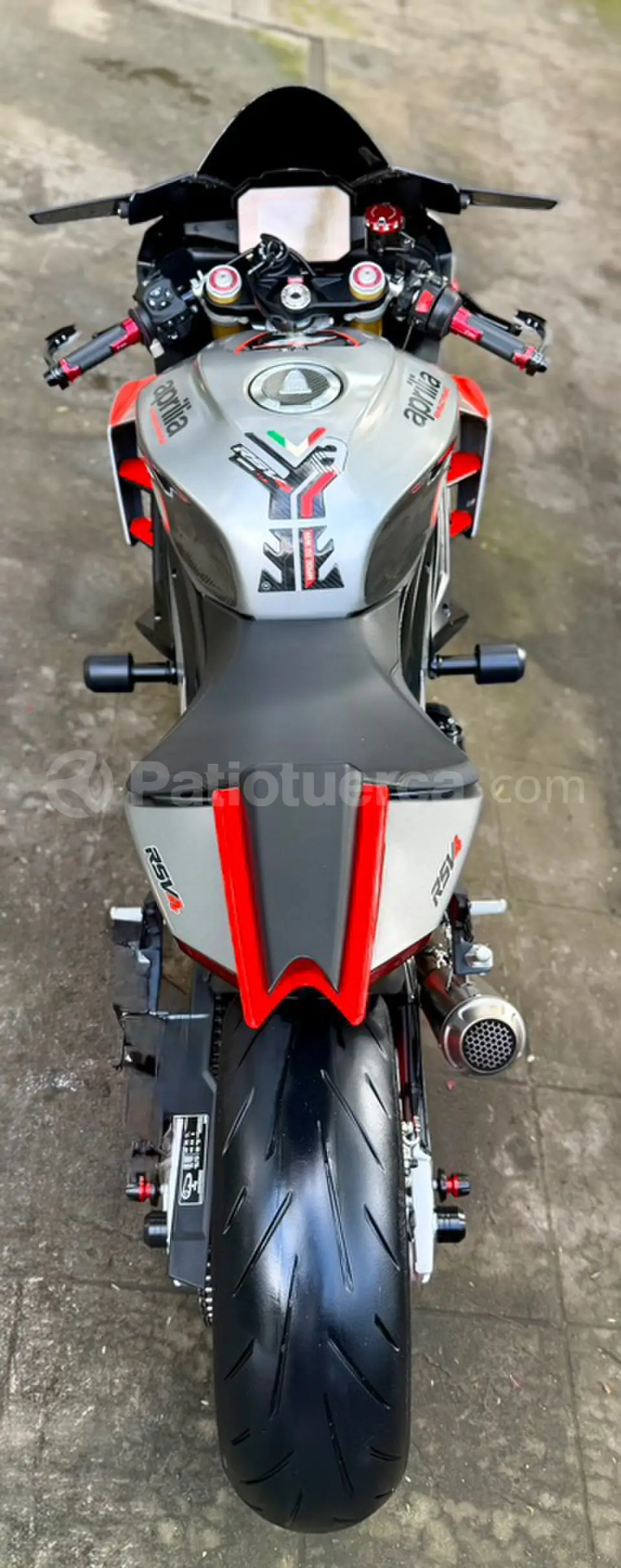Foto 3 de Aprilia RSV4