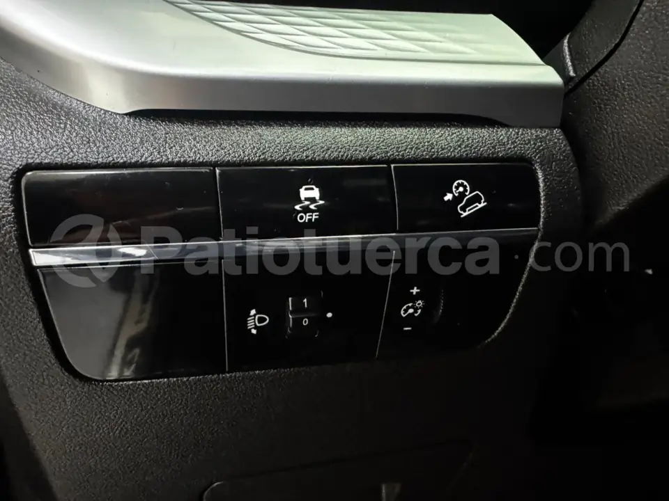 Foto 12 de Soueast DX7