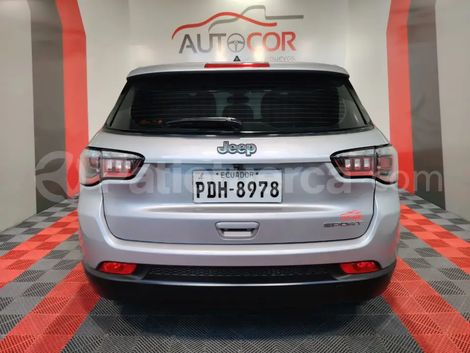 Foto 26 de Jeep New Compass Sport