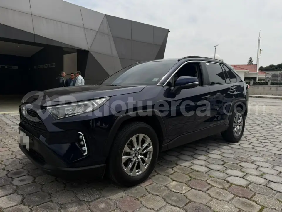 Foto 2 de Toyota NEW RAV4 AC 2.0 5P