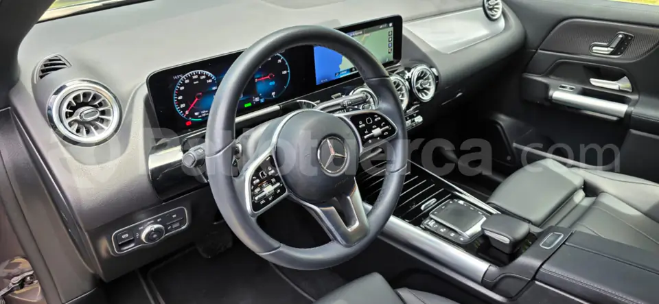 Foto 16 de Mercedes Benz EQA 350 4MATIC