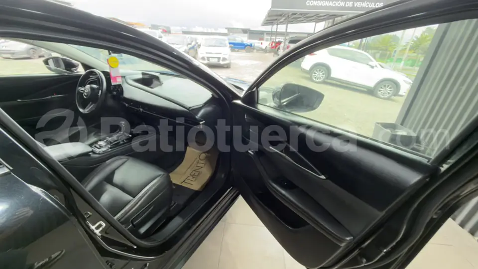 Foto 11 de Mazda CX30 CORE