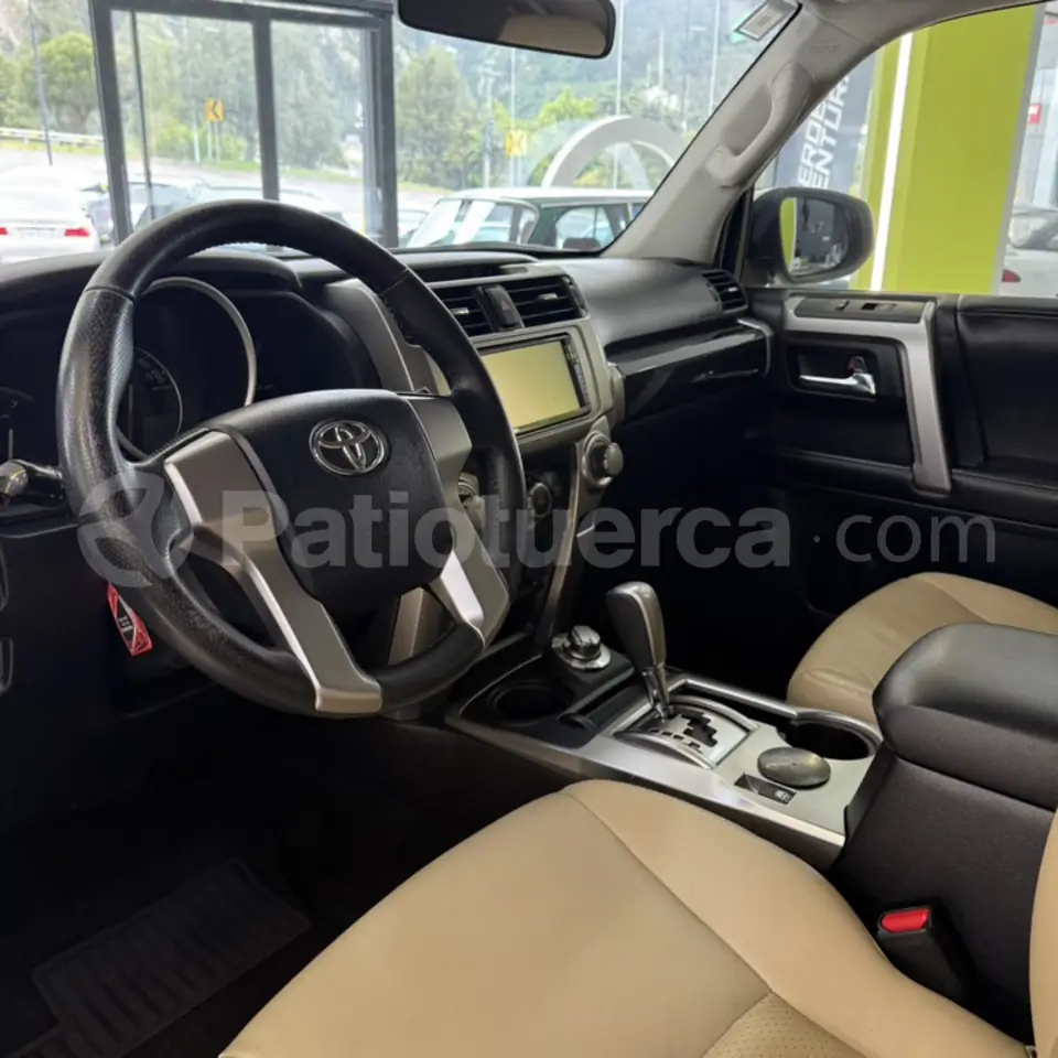 Foto 3 de Toyota 4Runner SR5