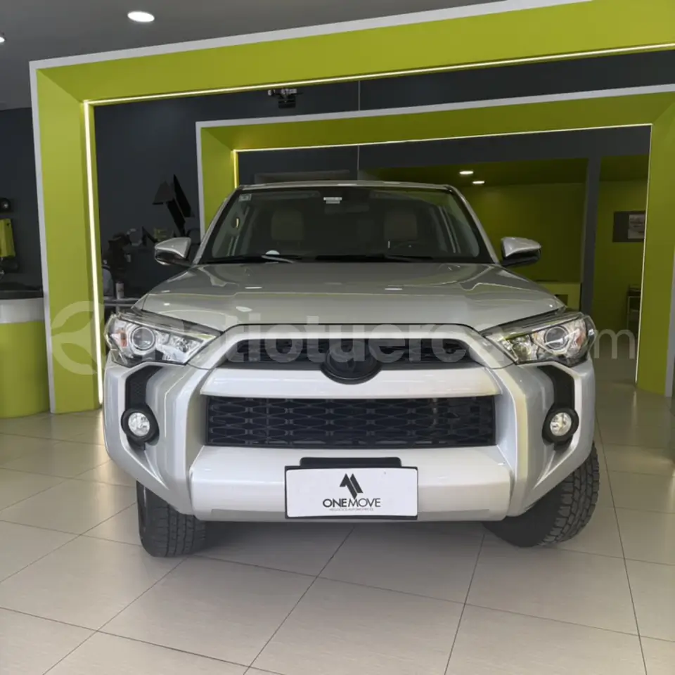 Foto 9 de Toyota 4Runner SR5