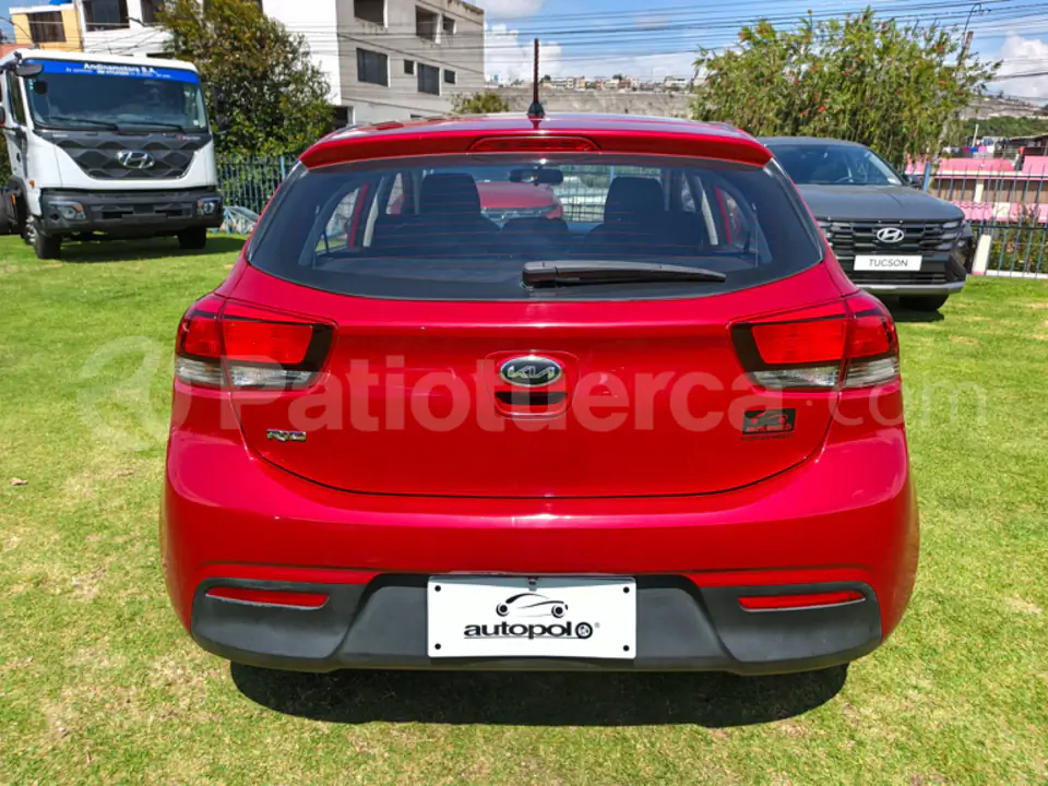 Foto 4 de Kia RIO LX