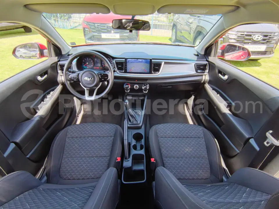 Foto 13 de Kia RIO LX