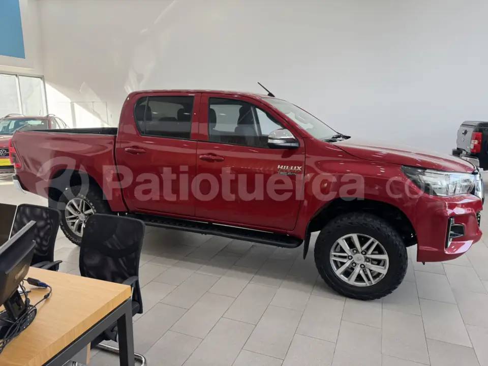 Foto 5 de Toyota Hilux SR AC CD