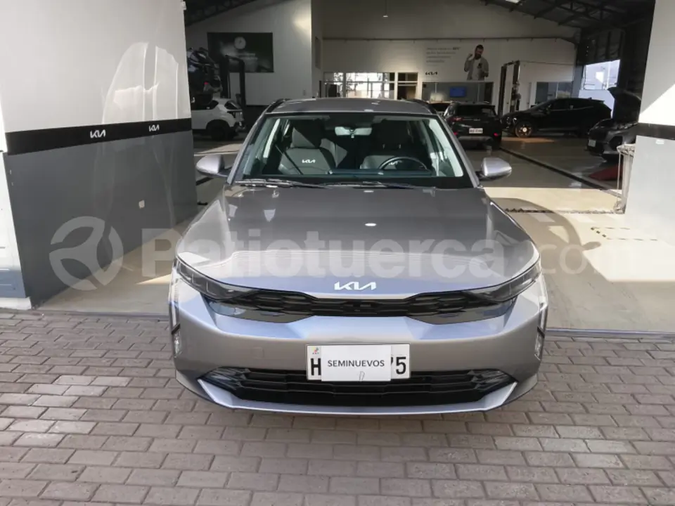 Foto 2 de Kia K3 CROSS