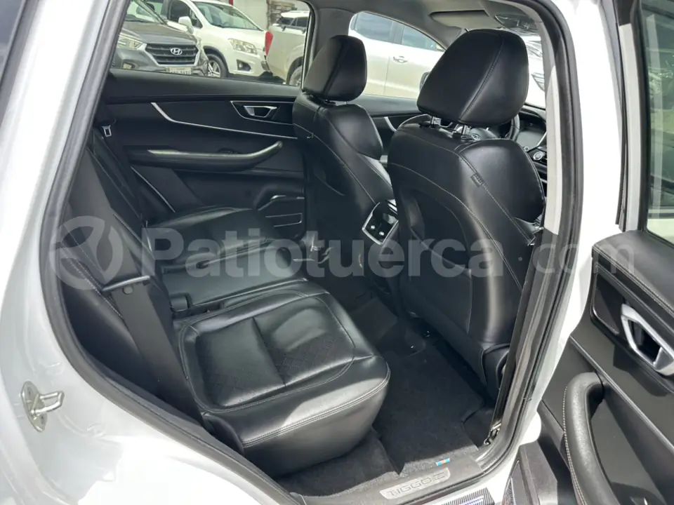 Foto 12 de Chery TIGGO 8 LUXURY