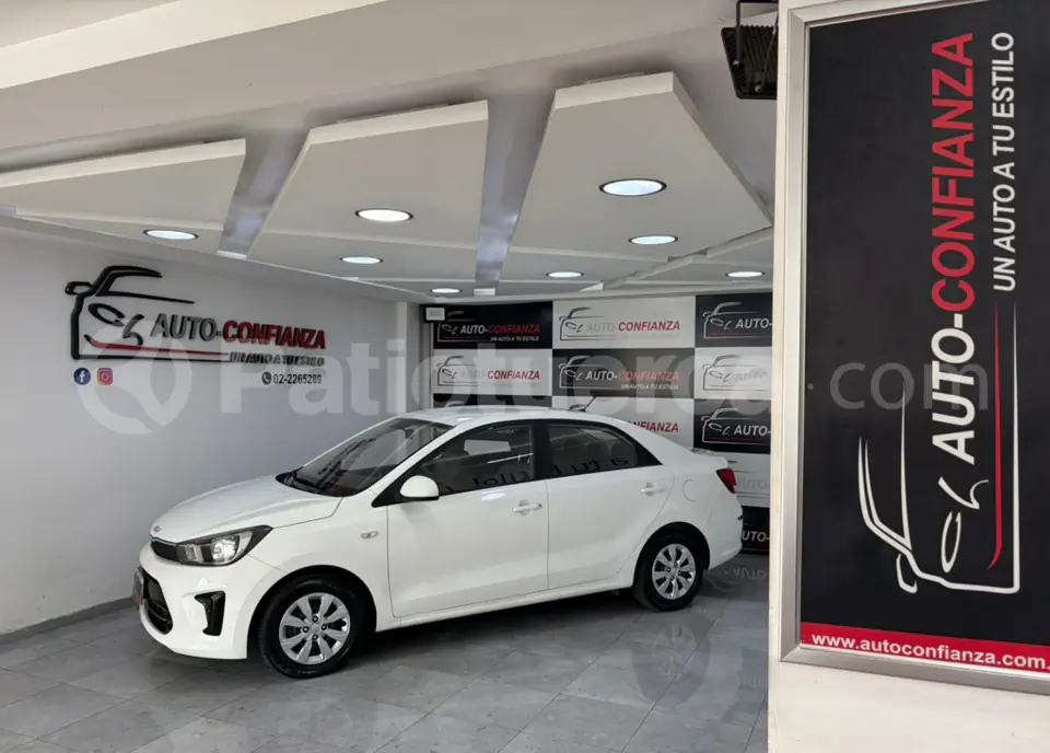 Foto 1 de Kia Soluto LX