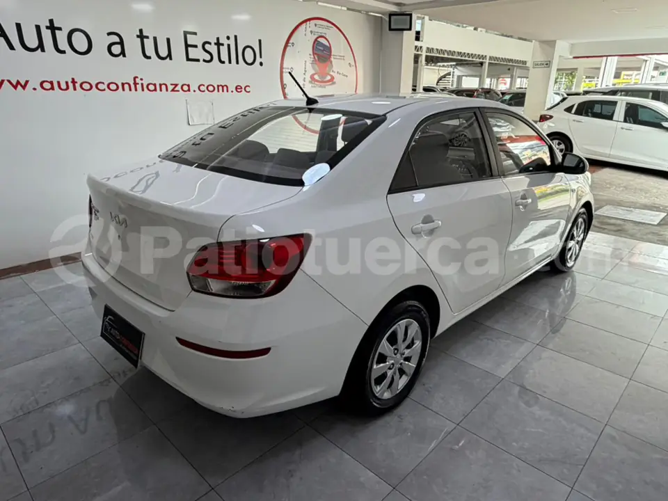 Foto 8 de Kia Soluto LX