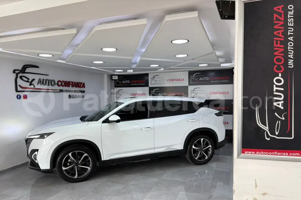 Foto 2 de DongFeng AEOLUS MAGE