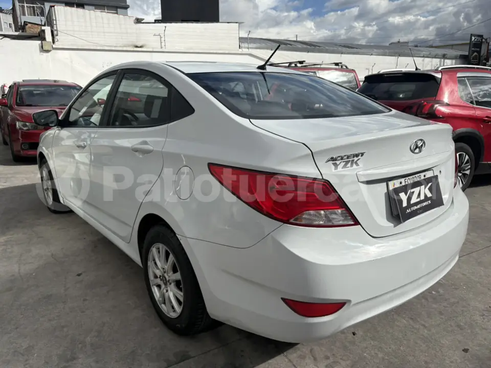 Foto 10 de Hyundai Accent