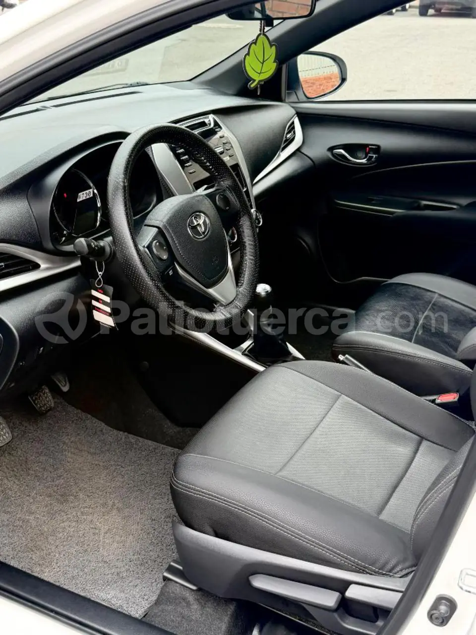 Foto 10 de Toyota Yaris