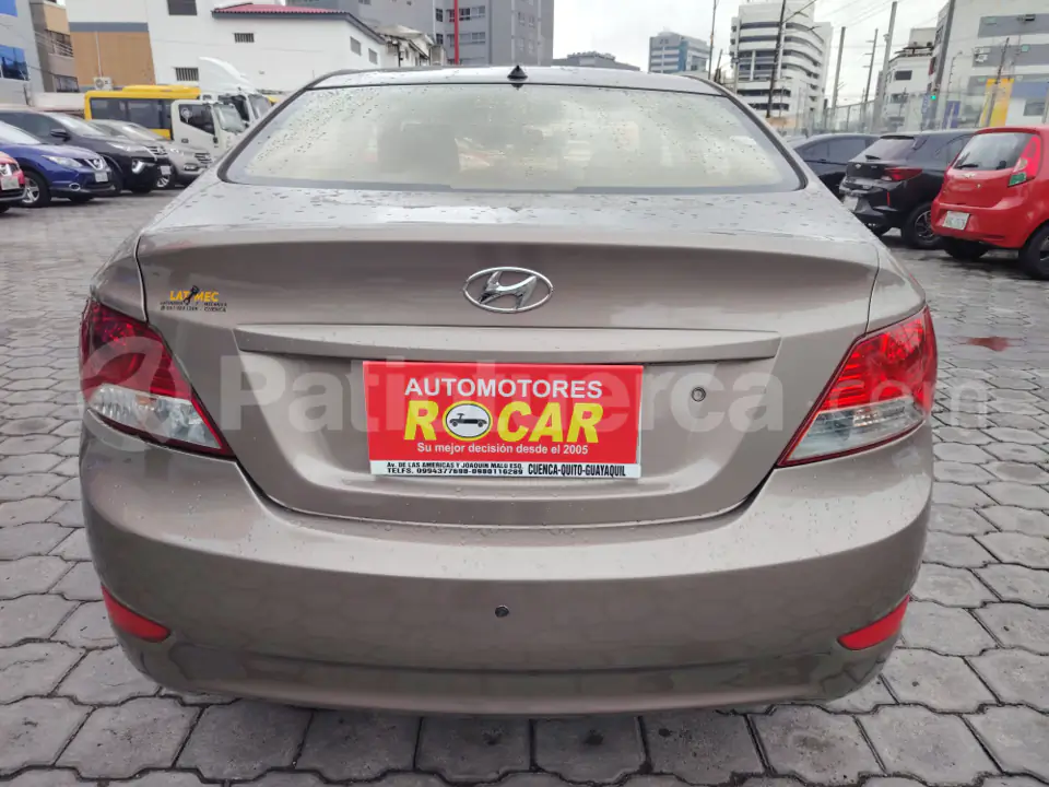 Foto 4 de Hyundai Accent New
